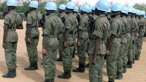 Des Casques bleus s�n�galais partant pour une mission en R�publique d�mocratique du Congo.
