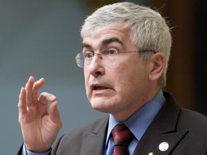 Le ministre du développement économique, Clément Gignac