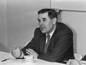 Une photo datant du 19 décembre 1984 de Roger Vangheluwe après sa nomination comme évêque de Bruges.