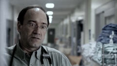 Dr Claude Rivard. Image tirée du documentaire « Diagnostic ».