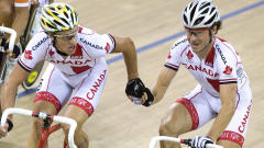 Martin Gilbert (gauche) et Zach Bell
