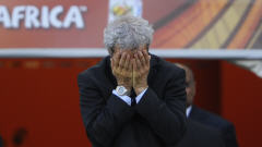 Raymond Domenech après le deuxième but de l'Afrique du Sud.