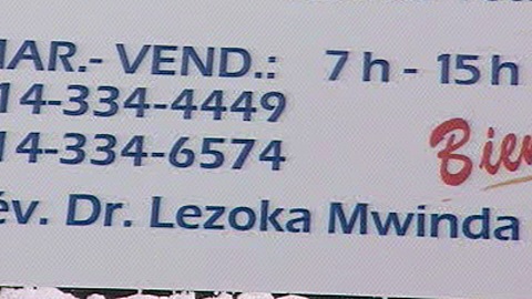 Un pasteur mis en cause pour escroquerie envers ses ouailles 100728lezoka-escroc-diamants_8