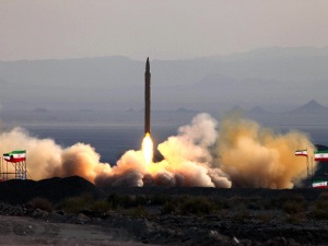 Lancement d'un missile Qiam le 20 août 2010 dans un endroit non identifié, en Iran.