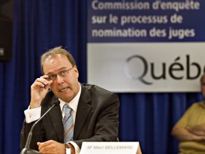L'ancien ministre de la Justice du Québec, Marc Bellemarre, témoigne devant la Commission d'enquête sur le processus de nomination des juges, le 24 août 2010.