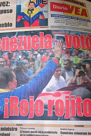 � Le Venezuela vote rouge, bien rouge �, titre le journal gouvernemental <I>VEA</I>.