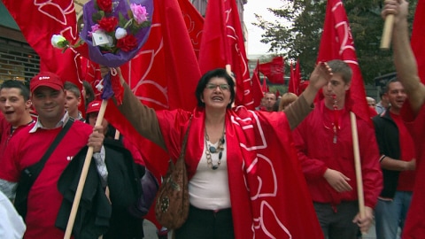 Le SPD (Parti social-d�mocrate), multiethnique et pr�sent � la grandeur du territoire a fait campagne en se d�marquant des partis nationalistes.