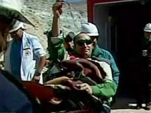 Carlos Barrios, 27 ans, est le 13e mineur ramené à la surface.