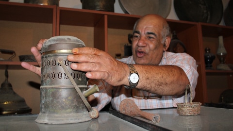 Mohamed Khatib dans son mus�e