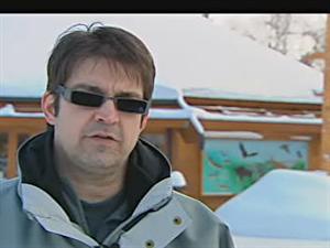 Le chef de la réserve de Buffalo Point, John Thunder