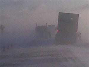 Plusieurs routes du Manitoba ont été fermées et le transport scolaire rural a été annulé à cause du blizzard,