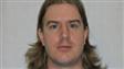 Selon la PPO, Ashley Brent Crawford mesure 5'10', p�se 155 livres, a les cheveux bruns et les yeux bleus.