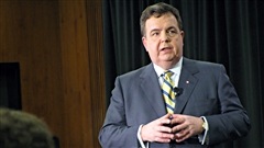 Dwight Duncan, ministre des finances et vice-premier ministre de l'Ontario (29 mars 2011)