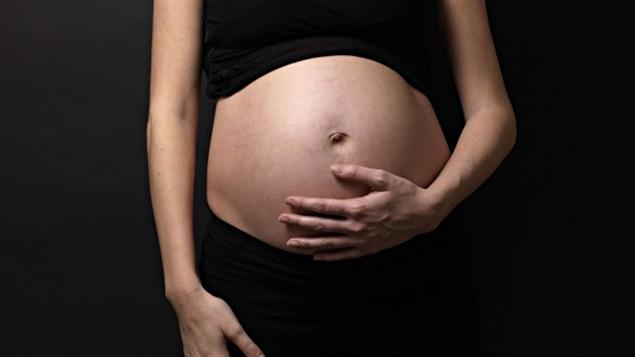 Une femme enceinte