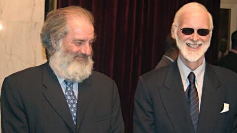 Louis Guay (à gauche) et Robert Fowler au lendemain de leur libération, en avril 2009