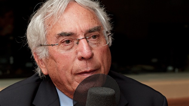 Le professeur de chimie Armand Lattes