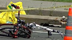 5 cyclistes ont été heurtés par une voiture en 2009 sur le chemin March, à l'intersection de la rue Carling et de la promenade Terry Fox, dans l'ouest d'Ottawa.