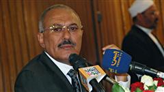 Le président yéménite Ali Abdullah Saleh s'adressant à la presse à Sanaa