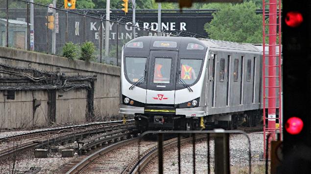 Les nouvelles voitures de métro assemblées par Bombardier dans son usine de Thunder Bay.
