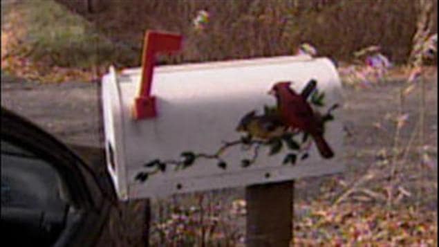 Une boîte aux lettres en milieu rural
