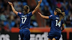 Gaëtane Thiney et Louisa Nécib