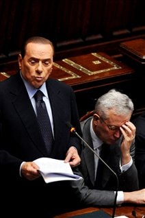 Le premier ministre de l'Italie, Silvio Berlusconi, et le ministre des Finances, Giulio Tremonti.