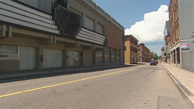 La fermeture du Cinéplex Odéon Place Charest a donné envie à la Société de développement Angus de ramener des projections grand public au centre-ville