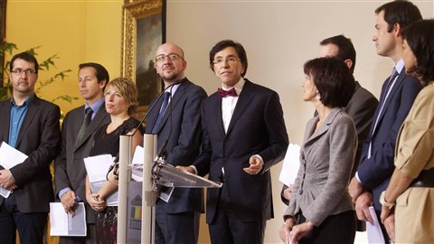 Les représentants des partis qui ont négocié l'entente