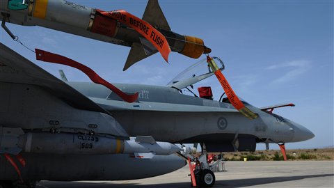 Un CF-18 atterrit à la base de Camp Fortin on the Trapani-Birgi en Italie (archives)