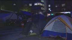 Les indignés de Québec campent depuis 12 jours dans le Jardin Saint-Roch.