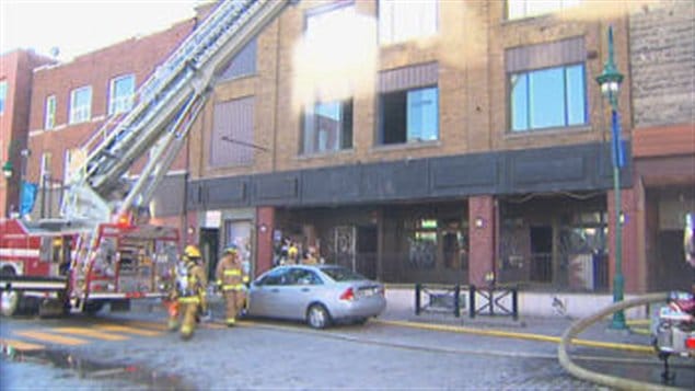Incendie dans l'ex-Maysen Pub à Sherbrooke