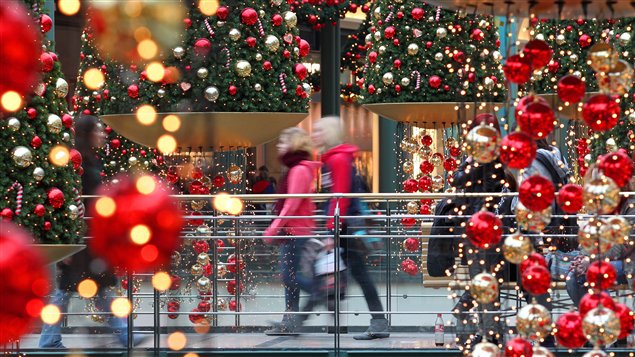 Le magasinage des Fêtes ne devrait pas pousser au surendettement