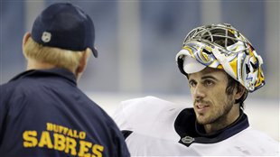Lindy Ruff et Ryan Miller