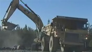 Camion-mine-fer