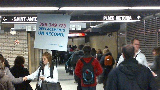 Une affiche annonçait la bonne nouvelle aux voyageurs jeudi matin.