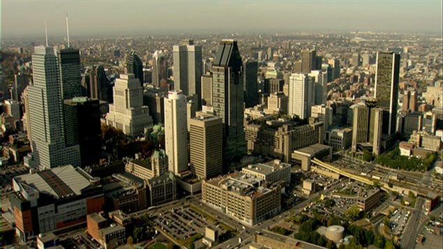 Le centre-ville de Montréal Le centre-ville de Montréal