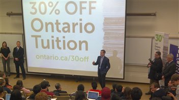 Le premier ministre Dalton McGuinty a fait l'annonce à l'Université Wilfrid Laurier