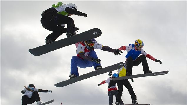 Dominique Maltais (casque jaune)