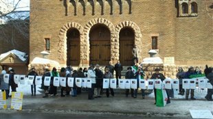 Manifestation devant l'ambassade syrienne à Ottawa