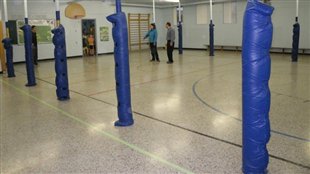 Saguenay : des parents réclament la reconstruction d'un gymnase