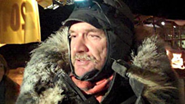 Allen Moore est le premier conducteur d'attelage de chiens arrivé jeudi à Dawson City