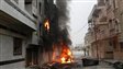 Une photo fournie par un groupe d'opposition syrien montre une rue de Homs apr�s un bombardement, le 15 f�vrier.
