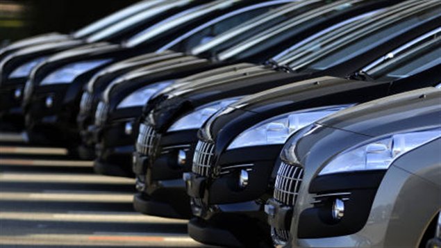 Des voitures Peugeot