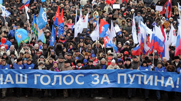Manifestation en faveur du premier ministre russe Vladimir Poutine à Moscou le 23 février 2012.