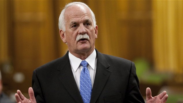 Le ministre de la Sécurité publique, Vic Toews