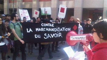 Manifestation étudiante devant Concordia