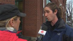 Charles, un des manifestants, dit avoir été victime d'intimidation.