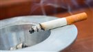Hausse de la taxe sur le tabac : décriée et saluée