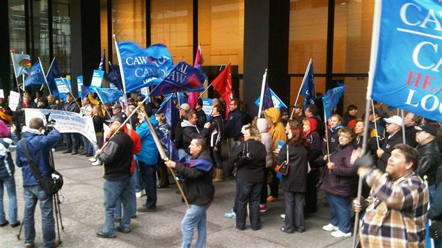 Une manifestation du syndicat des TCA, à Toronto