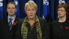 Le chef péquiste Pauline Marois réagit à la suspension des négociations entre le gouvernement et les étudiants.